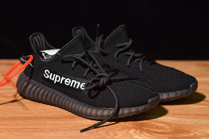 Supreme x Adidas Yeezy Boost 350 V2 Black/White F36924